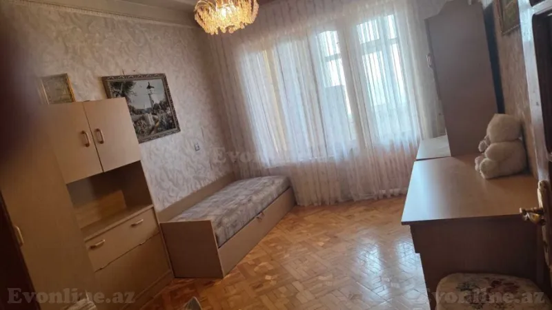 Satılır 4 otaqlı Mənzil Köhnə tikili 100 m² 9-cu mikrorayon - şəkil 2
