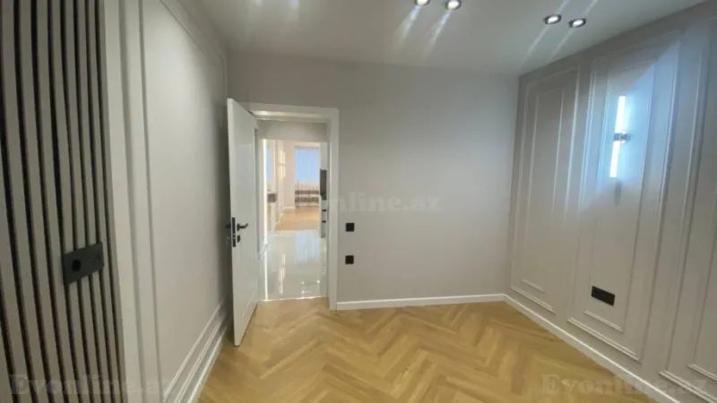 Satılır 2 otaqlı Mənzil Köhnə tikili 45 m² 8 Noyabr m. - şəkil 5