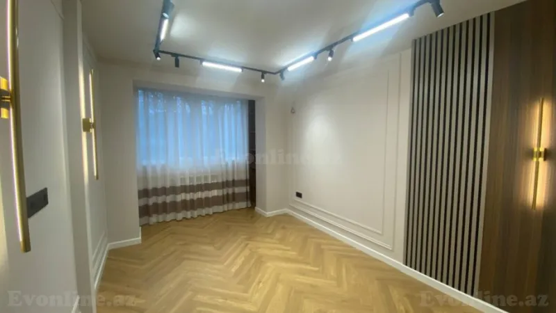 Satılır 2 otaqlı Mənzil Köhnə tikili 45 m² 8 Noyabr m. - şəkil 6