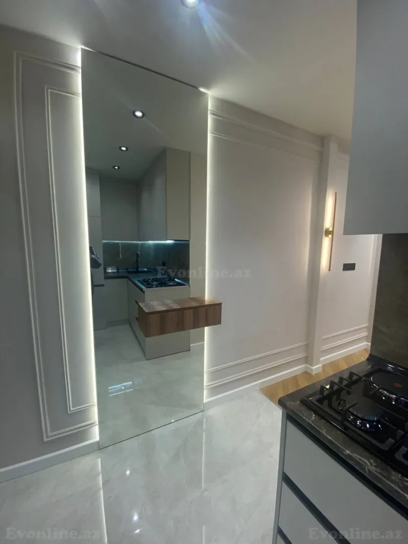 Satılır 2 otaqlı Mənzil Köhnə tikili 45 m² 8 Noyabr m. - şəkil 13