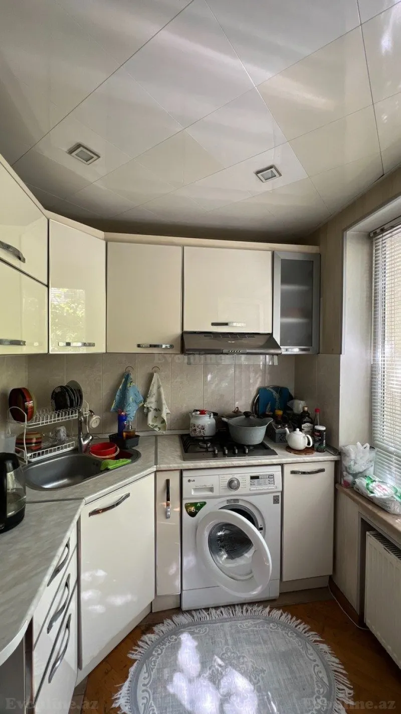 Satılır 3 otaqlı Mənzil Köhnə tikili 75 m² Nizami m. - şəkil 3