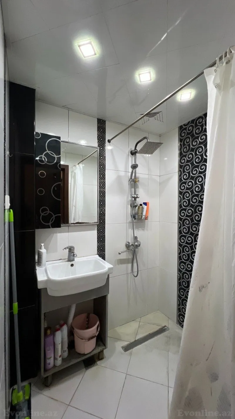 Satılır 3 otaqlı Mənzil Köhnə tikili 75 m² Nizami m. - şəkil 12