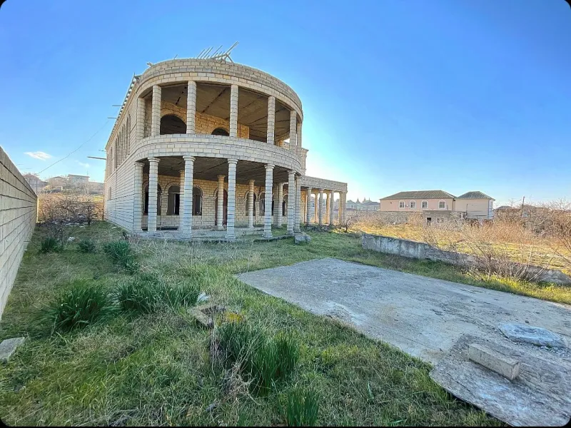 Satılır 10 otaqlı Həyət evi 604 m² Novxanı