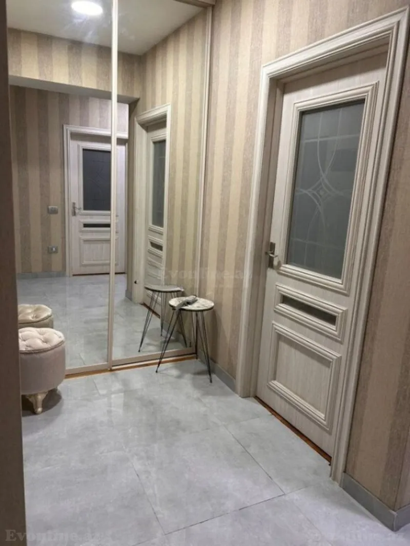 Satılır 3 otaqlı Mənzil Yeni tikili 110 m² Elmlər Akademiyası m. - şəkil 2