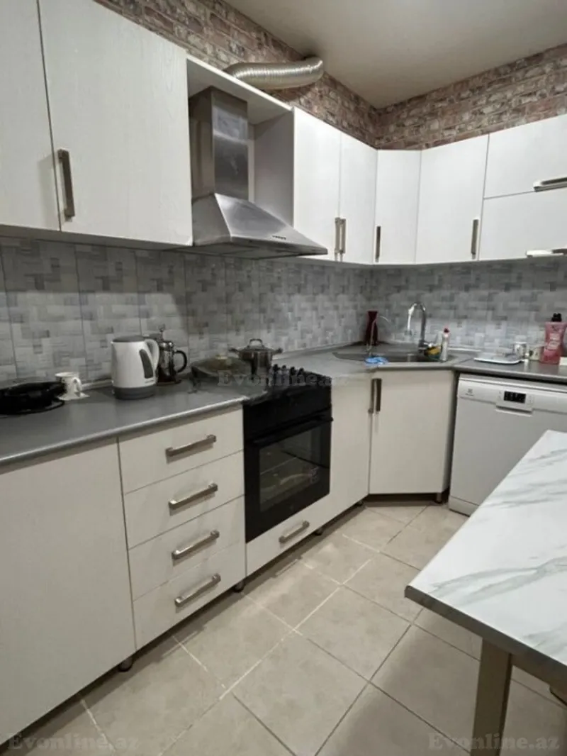 Satılır 3 otaqlı Mənzil Yeni tikili 110 m² Elmlər Akademiyası m. - şəkil 7