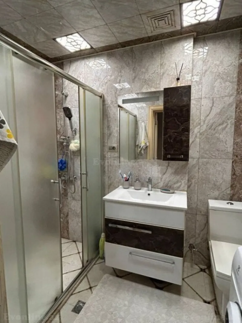 Satılır 3 otaqlı Mənzil Yeni tikili 110 m² Elmlər Akademiyası m. - şəkil 9