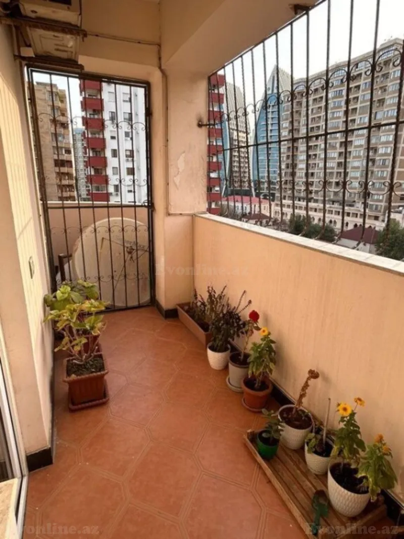 Satılır 3 otaqlı Mənzil Yeni tikili 110 m² Elmlər Akademiyası m. - şəkil 10