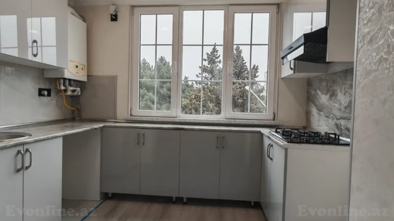 2 otaqlı Mənzil 48 m² Xalqlar Dostluğu m. Satılır