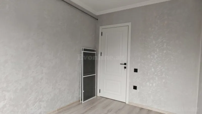 Satılır 2 otaqlı Mənzil Köhnə tikili 48 m² Xalqlar Dostluğu m. - şəkil 8