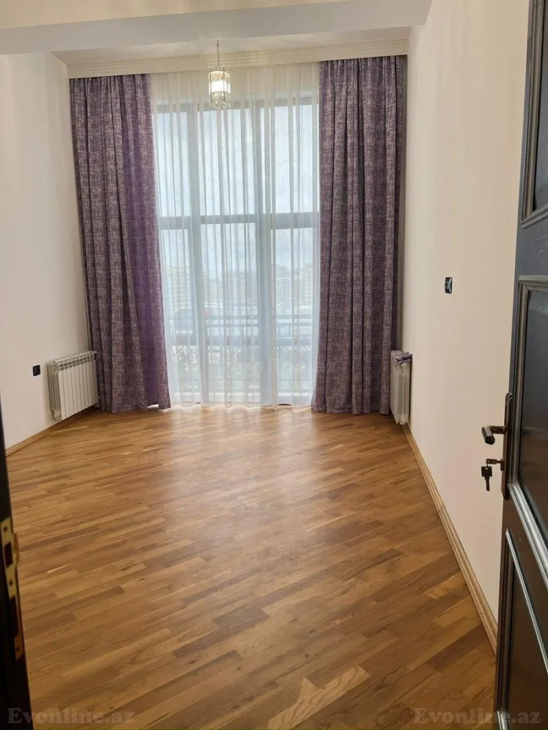 3 otaqlı Mənzil 116 m² Nəriman Nərimanov m. Kirayə verilir