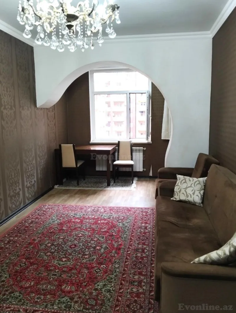 3 otaqlı Mənzil 77 m² İnşaatçılar m. Satılır