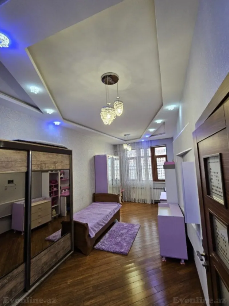 Satılır 4 otaqlı Mənzil Yeni tikili 200 m² Elmlər Akademiyası m. - şəkil 7