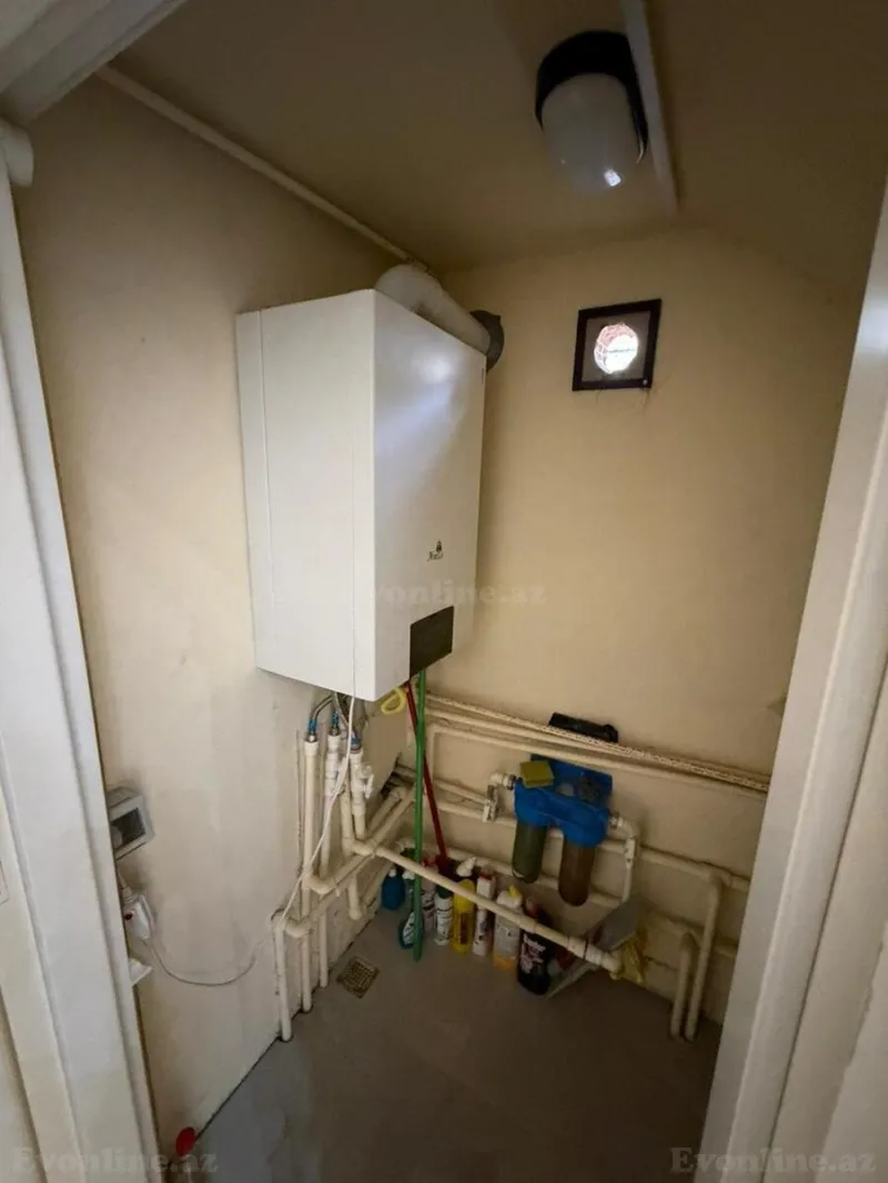 Satılır 3 otaqlı Mənzil Köhnə tikili 214 m² Sahil m. - şəkil 12