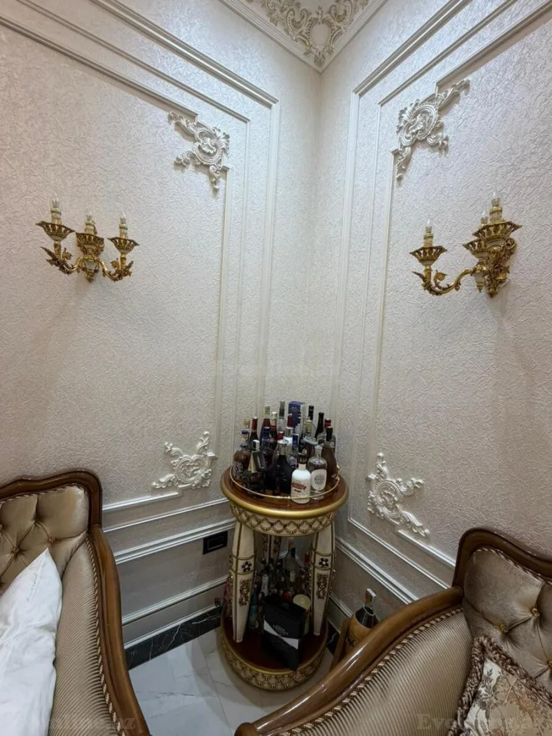 Satılır 3 otaqlı Mənzil Köhnə tikili 214 m² Sahil m. - şəkil 20