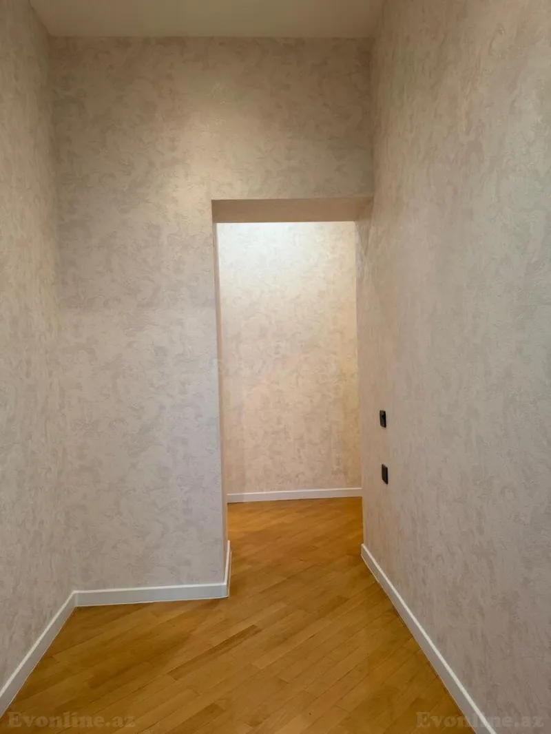 Satılır 3 otaqlı Mənzil Yeni tikili 135 m² Elmlər Akademiyası m. - şəkil 13