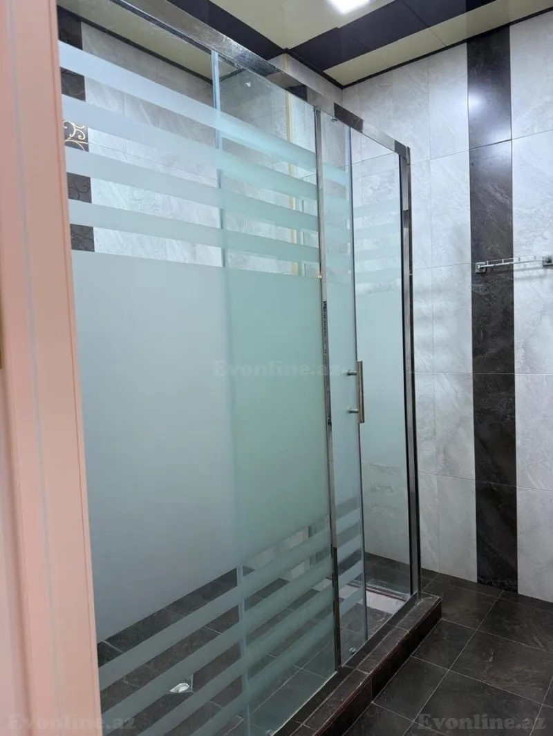 Satılır 3 otaqlı Mənzil Yeni tikili 135 m² Elmlər Akademiyası m. - şəkil 16