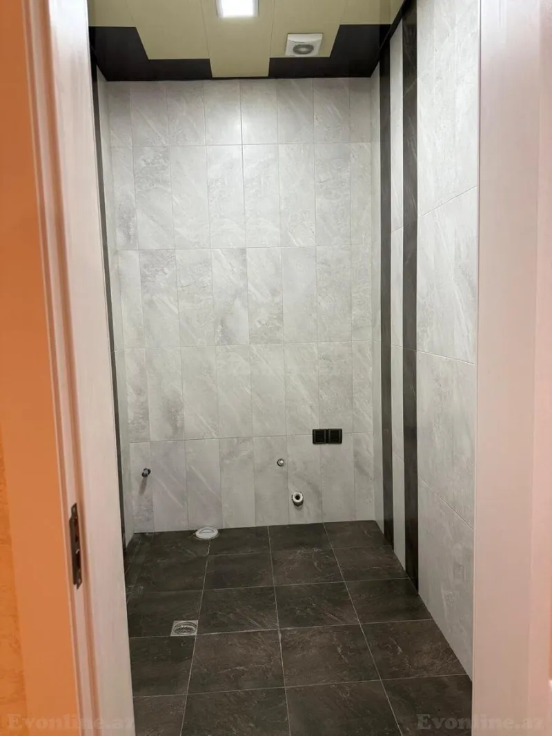 Satılır 3 otaqlı Mənzil Yeni tikili 135 m² Elmlər Akademiyası m. - şəkil 18