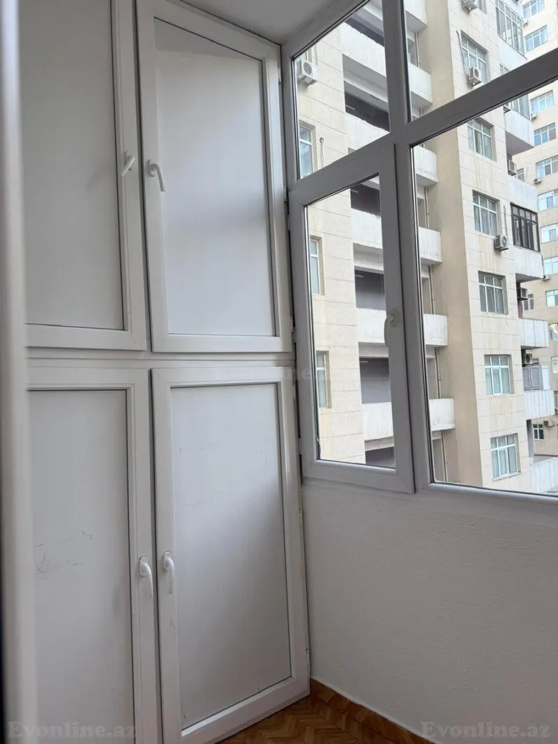 Satılır 3 otaqlı Mənzil Yeni tikili 135 m² Elmlər Akademiyası m. - şəkil 21