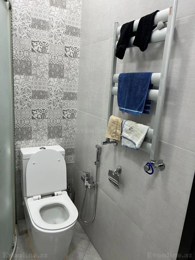 Satılır 3 otaqlı Mənzil Köhnə tikili 75 m² Nəsimi r. - şəkil 3