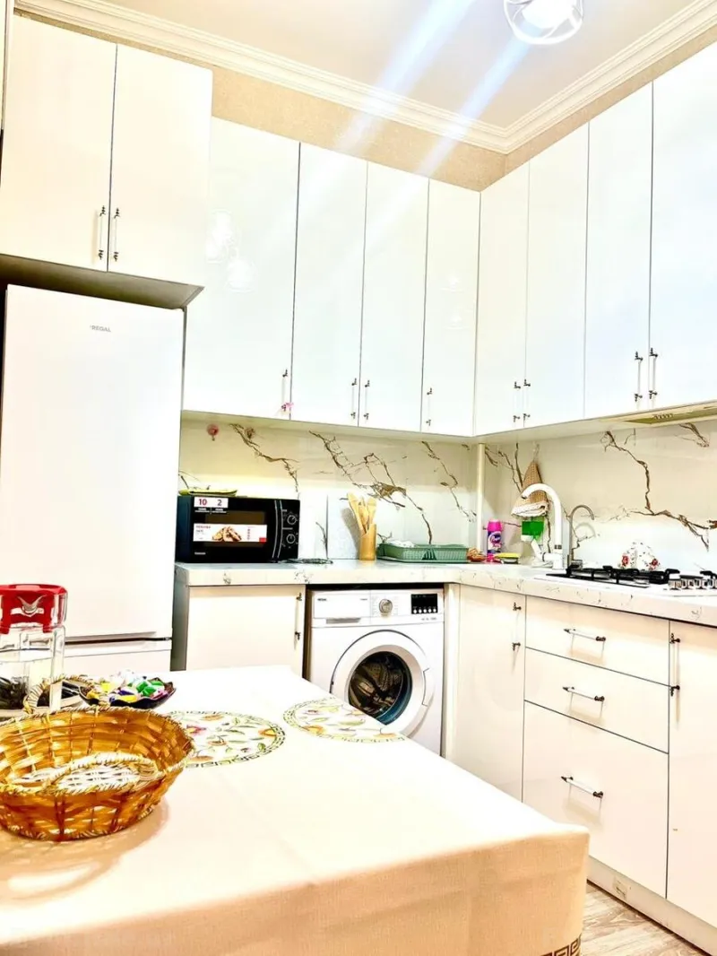 Kirayə verilir 2 otaqlı Mənzil Yeni tikili 70 m² Gənclik m. - şəkil 3
