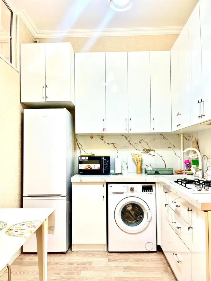 Kirayə verilir 2 otaqlı Mənzil Yeni tikili 70 m² Gənclik m. - şəkil 4