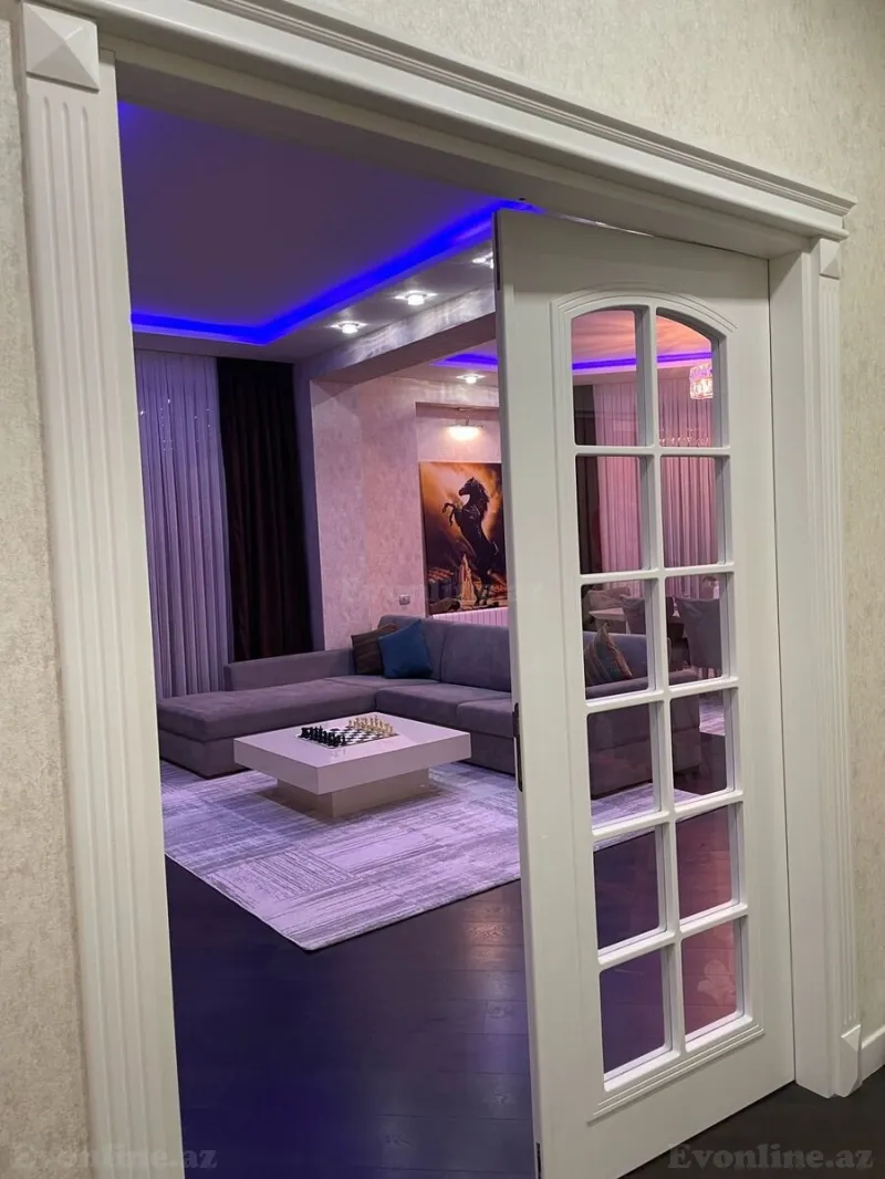 Kirayə verilir 3 otaqlı Mənzil Yeni tikili 150 m² Xətai m. - şəkil 22