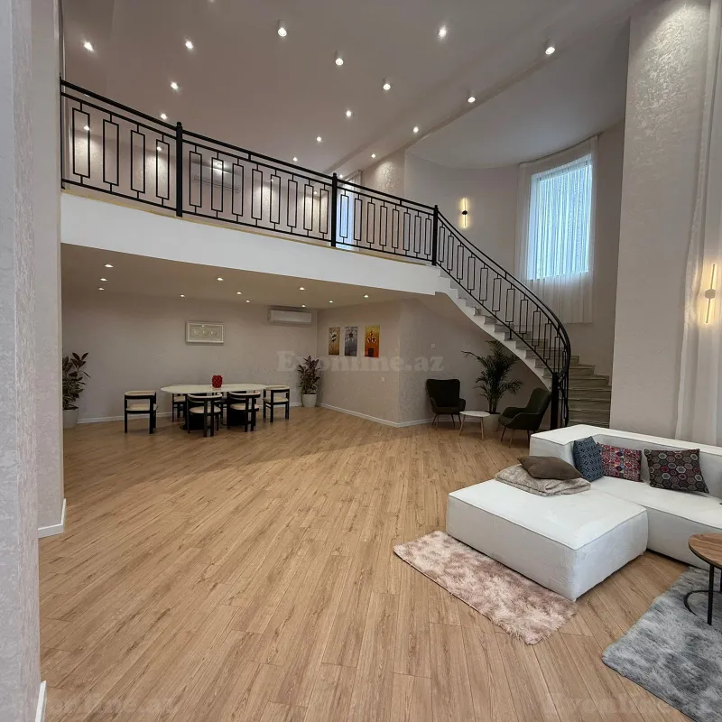 20 otaqlı Həyət evi 655 m² Novxanı Satılır