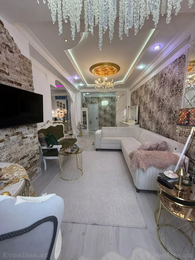 3 otaqlı Mənzil 92 m² Əhmədli Satılır