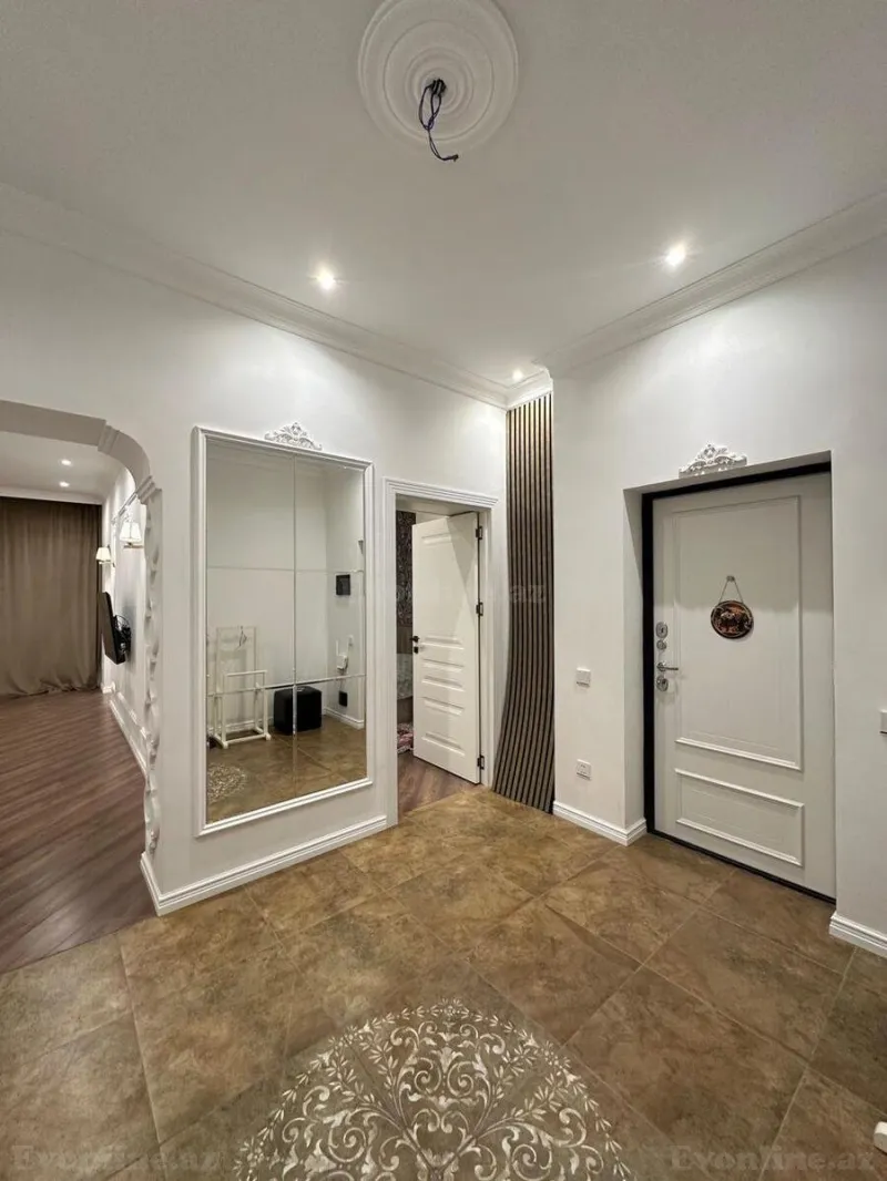 Satılır 2 otaqlı Mənzil Yeni tikili 70 m² Nəsimi r. - şəkil 5