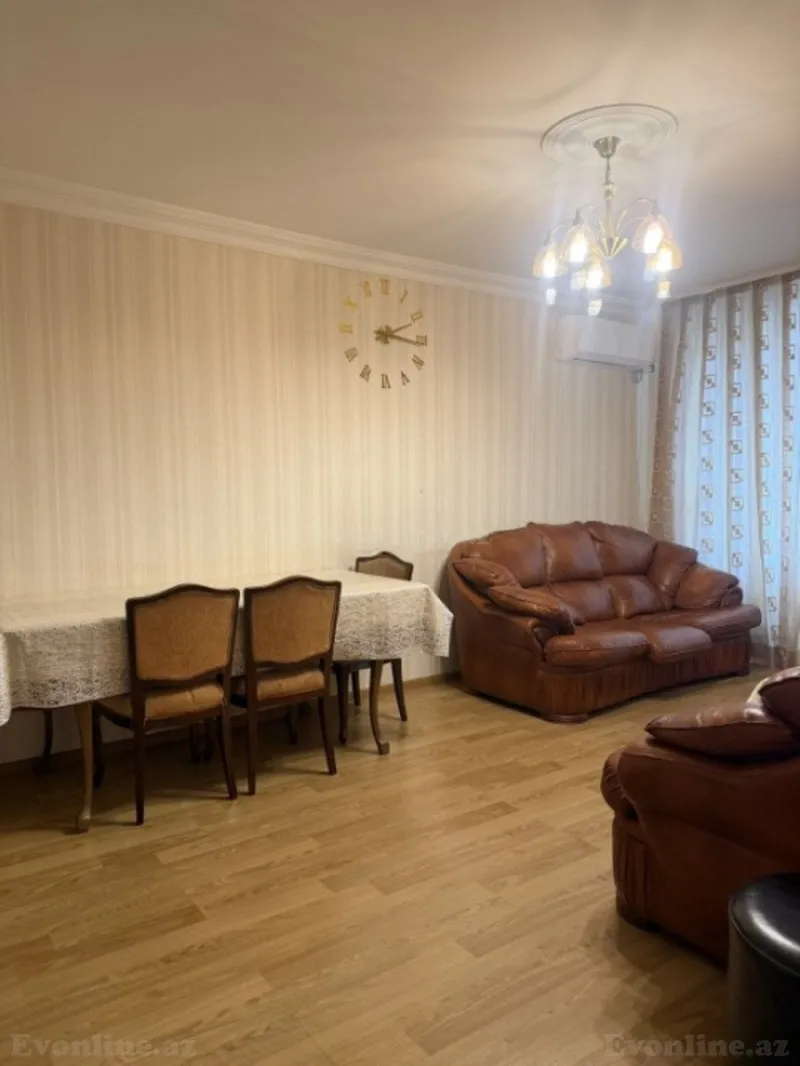 Satılır 3 otaqlı Mənzil Köhnə tikili 90 m² Nəsimi r. - şəkil 2