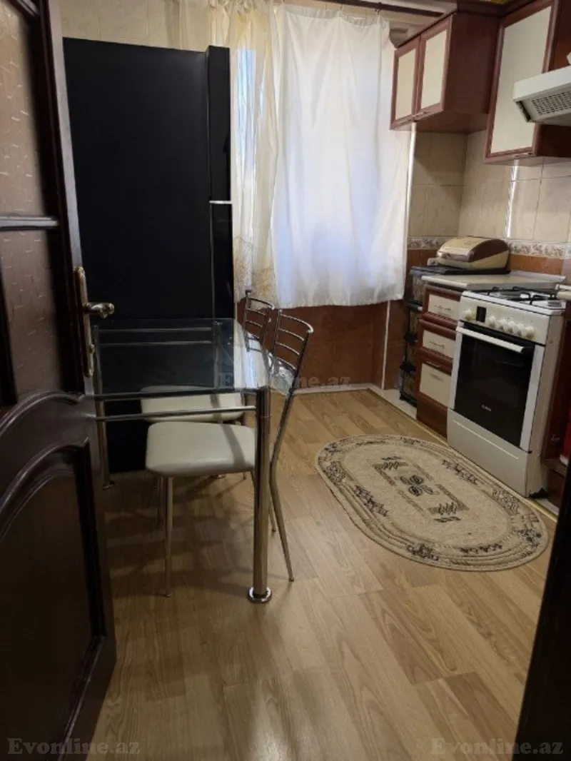 Satılır 3 otaqlı Mənzil Köhnə tikili 90 m² Nəsimi r. - şəkil 8