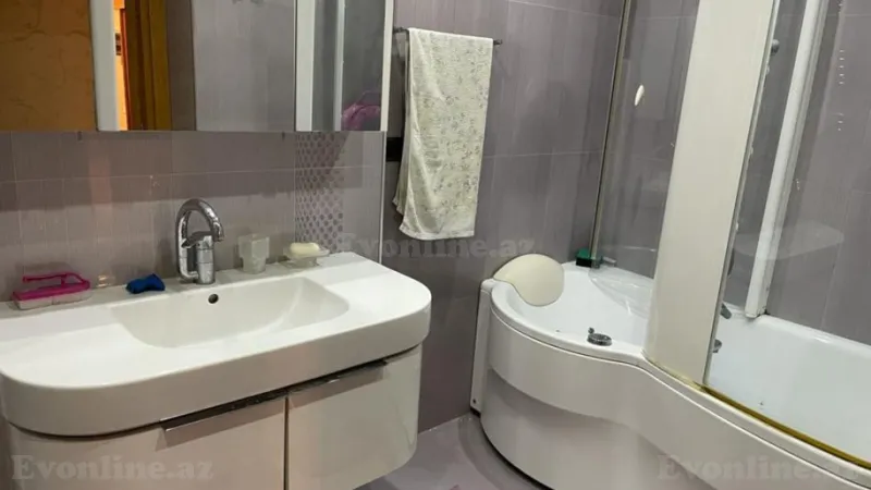 Satılır 4 otaqlı Mənzil Yeni tikili 180 m² İçərişəhər m. - şəkil 4