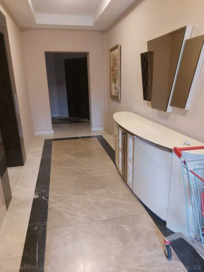 Satılır 4 otaqlı Mənzil Yeni tikili 180 m² İçərişəhər m. - şəkil 20