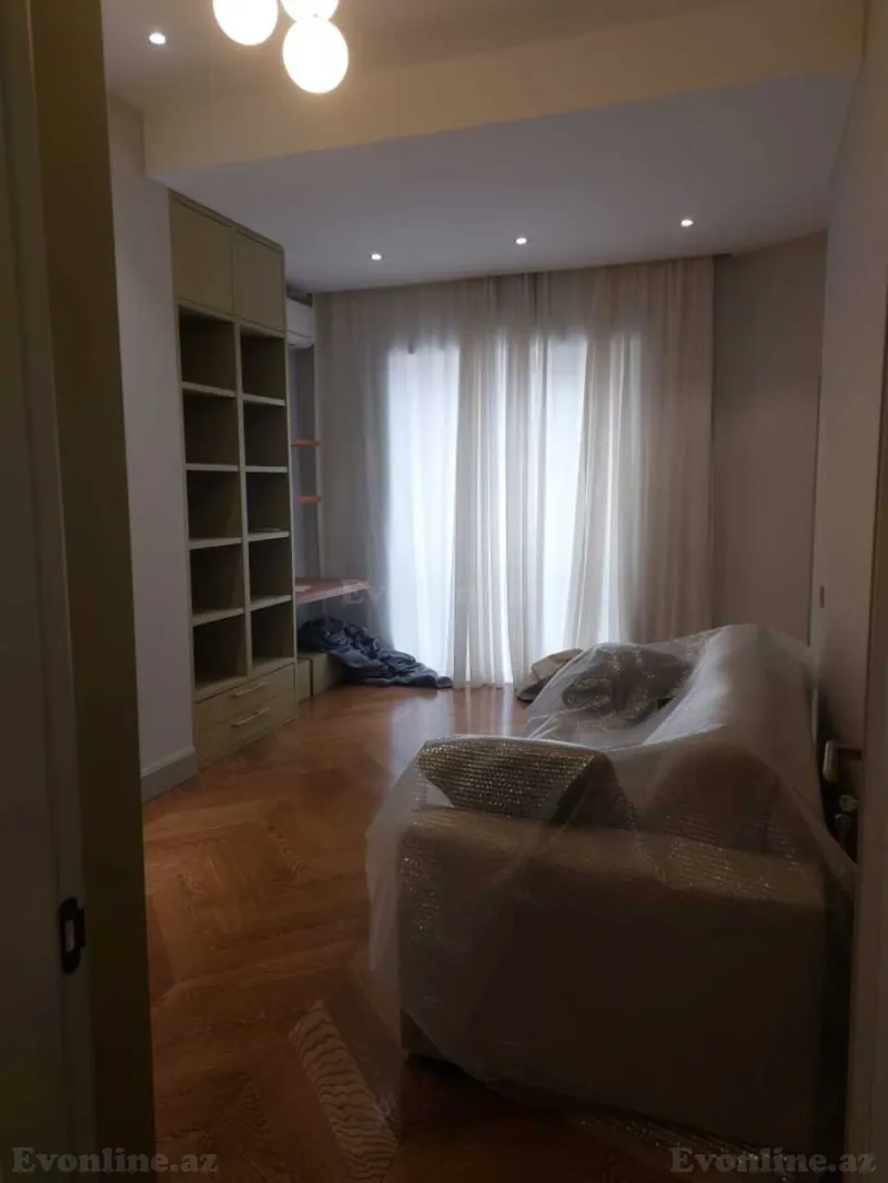 Satılır 4 otaqlı Mənzil Yeni tikili 180 m² İçərişəhər m. - şəkil 27