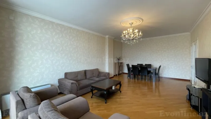Kirayə verilir 3 otaqlı Mənzil Yeni tikili 145 m² İçərişəhər m. - şəkil 2