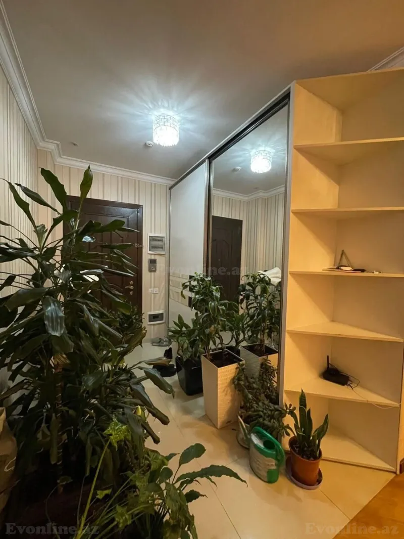 Kirayə verilir 3 otaqlı Mənzil Yeni tikili 145 m² İçərişəhər m. - şəkil 15