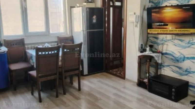 Satılır 4 otaqlı Mənzil Köhnə tikili 120 m² İnşaatçılar m. - şəkil 9