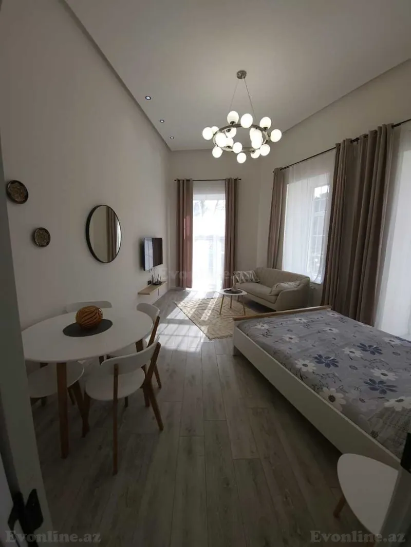 Kirayə verilir 1 otaqlı Mənzil Köhnə tikili 40 m² Sahil m. - şəkil 2