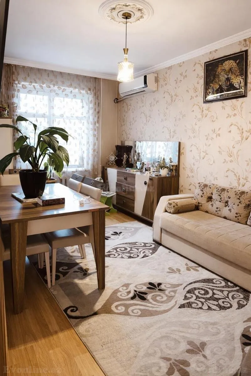Satılır 2 otaqlı Mənzil Köhnə tikili 70 m² Suraxanı r. - şəkil 2