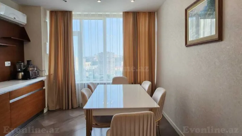Kirayə verilir 3 otaqlı Mənzil Yeni tikili 155 m² İçərişəhər m. - şəkil 17