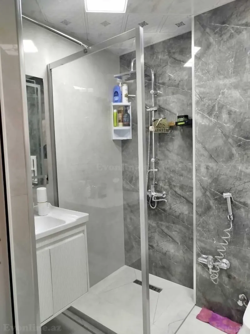 Satılır 2 otaqlı Mənzil Köhnə tikili 50 m² Gənclik m. - şəkil 16