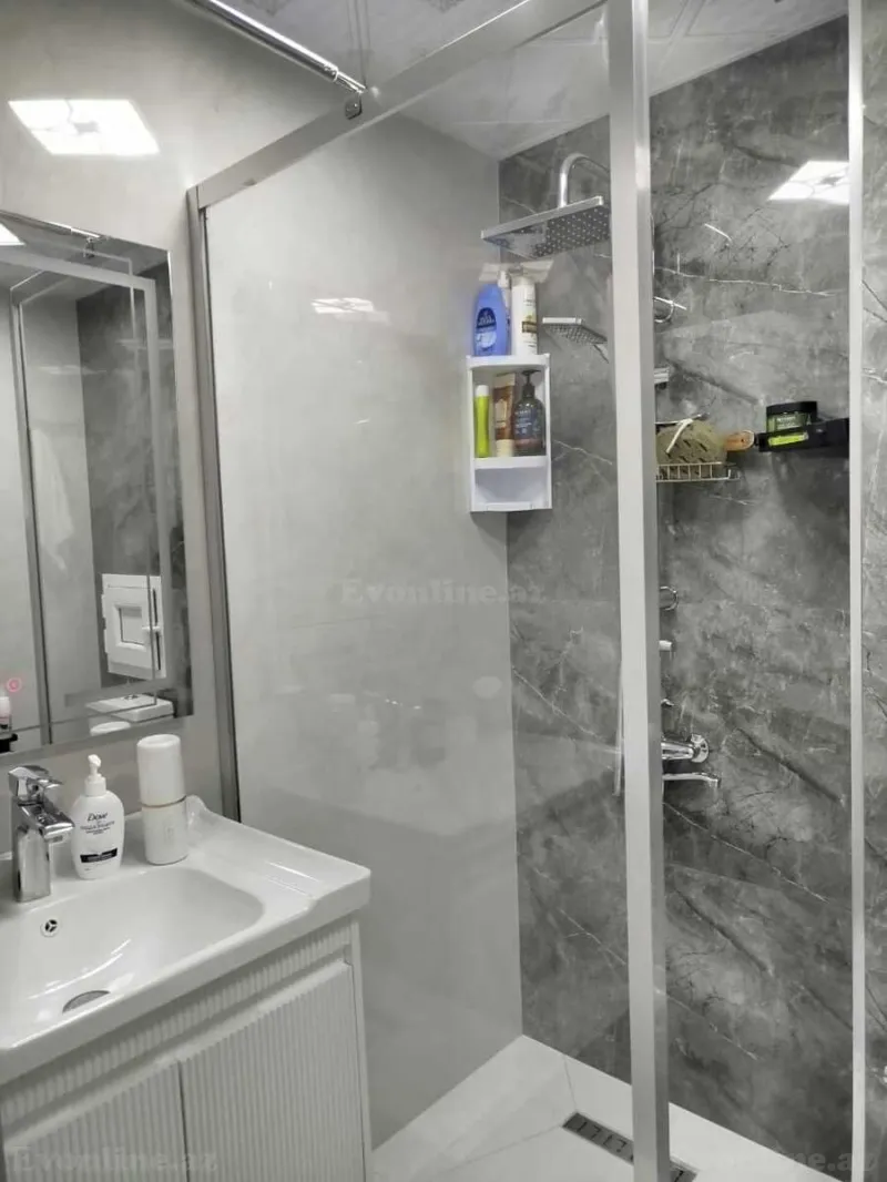 Satılır 2 otaqlı Mənzil Köhnə tikili 50 m² Gənclik m. - şəkil 17