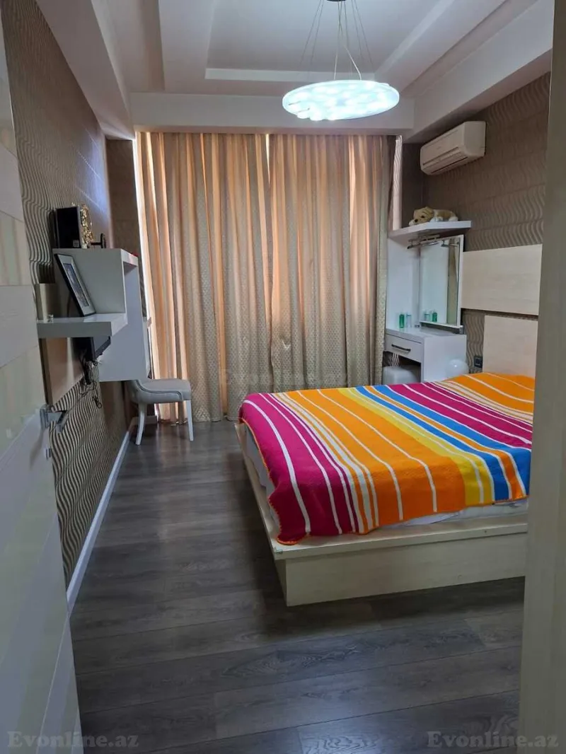 Satılır 4 otaqlı Mənzil Yeni tikili 195 m² Xətai m. - şəkil 17
