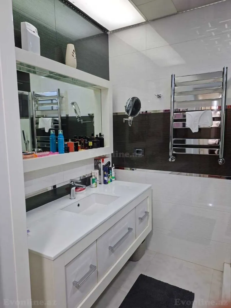 Satılır 4 otaqlı Mənzil Yeni tikili 195 m² Xətai m. - şəkil 22