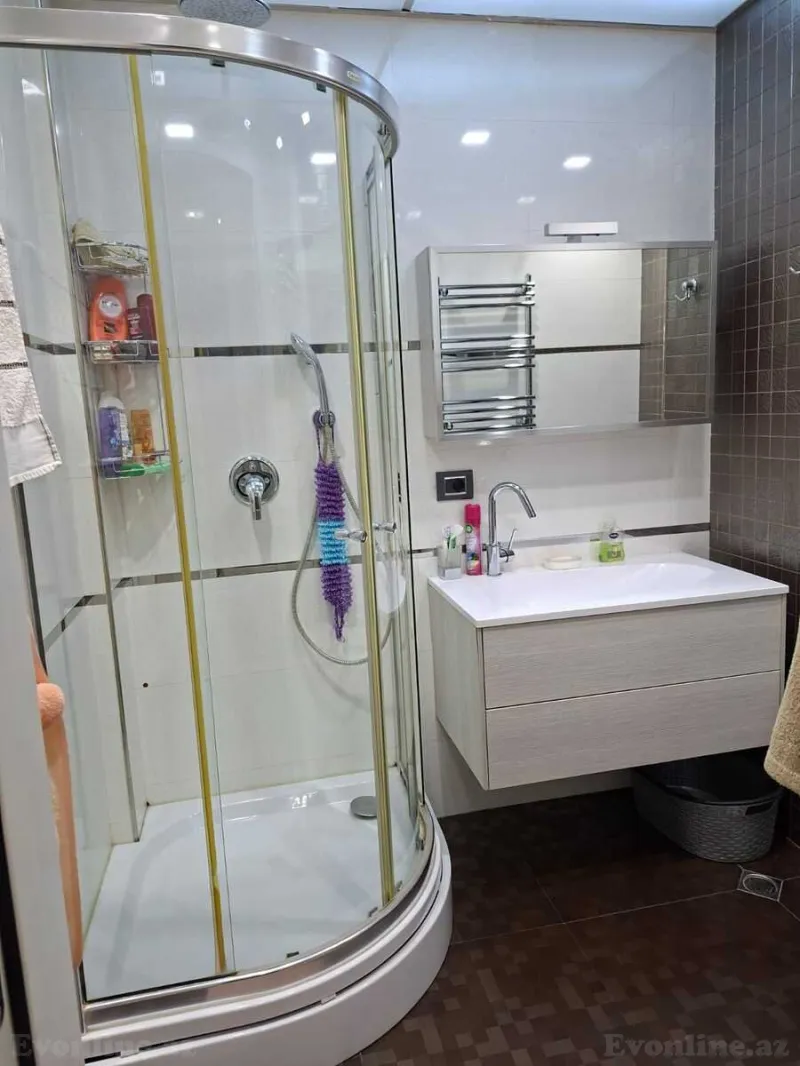 Satılır 4 otaqlı Mənzil Yeni tikili 195 m² Xətai m. - şəkil 24