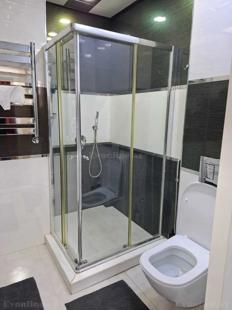 Satılır 4 otaqlı Mənzil Yeni tikili 195 m² Xətai m. - şəkil 25