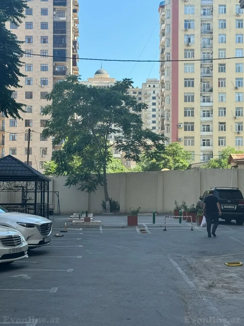 3 otaqlı Mənzil 157 m² Yasamal Satılır