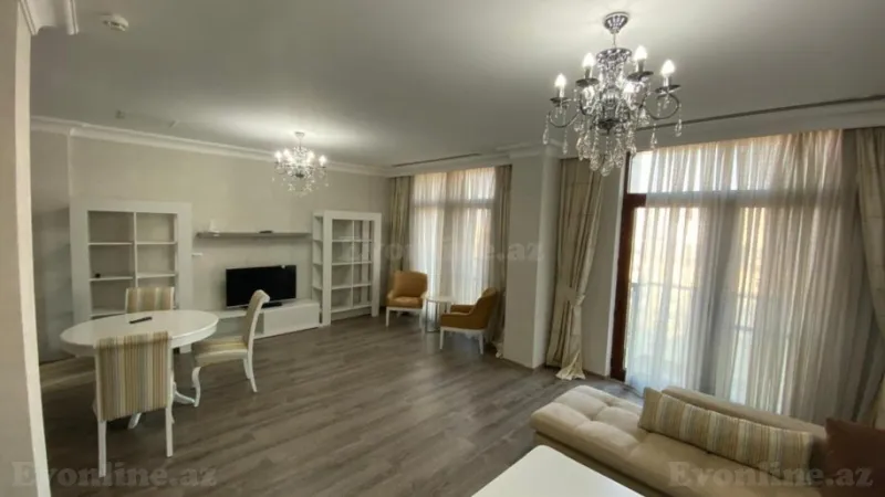2 otaqlı Mənzil 95 m² Nizami m. Kirayə verilir