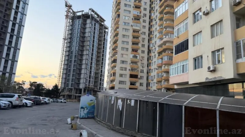 2 otaqlı Mənzil 70 m² Həzi Aslanov m. Satılır