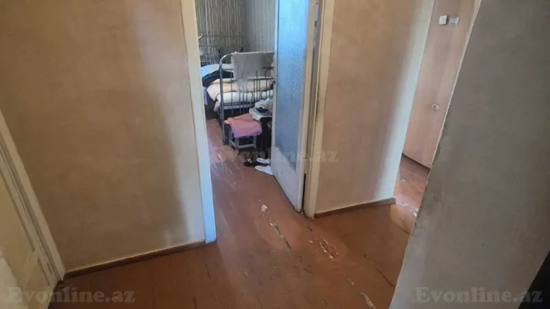 Satılır 2 otaqlı Mənzil Köhnə tikili 65 m² Həzi Aslanov m. - şəkil 4